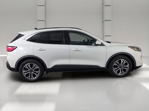 Used 2020 Ford Escape SEL FWD image 4