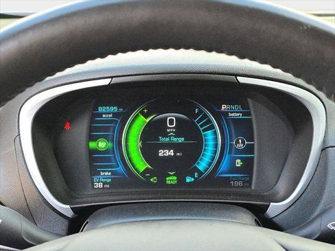 Used 2018 Chevrolet Volt LT w/ Comfort Package FWD image 26