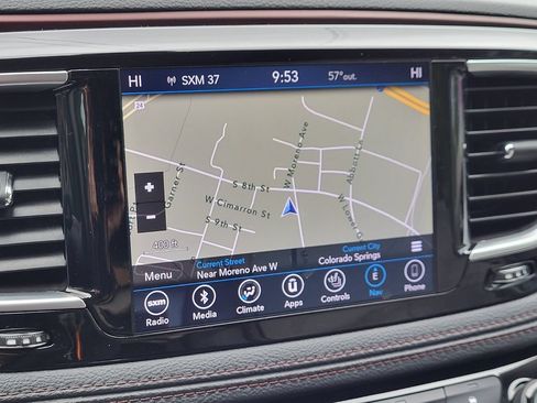 Used 2018 Chrysler Pacifica Limited FWD image 20