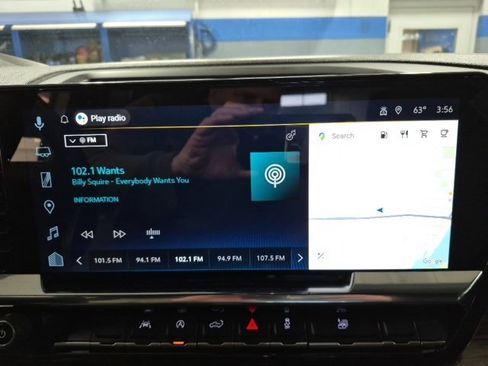 Used 2024 Chevrolet Silverado 1500 LT w/ Max Trailering Package image 10