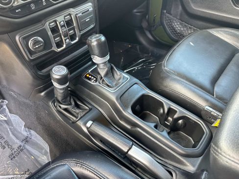 Certified 2021 Jeep Wrangler Unlimited Sahara image 26