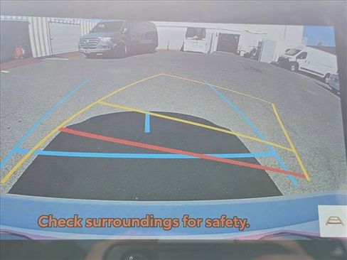 Used 2025 Toyota Camry LE image 13