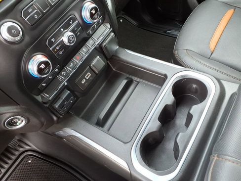 Certified 2022 GMC Sierra 2500 AT4 w/ Snow Plow Prep/Camper Package image 24