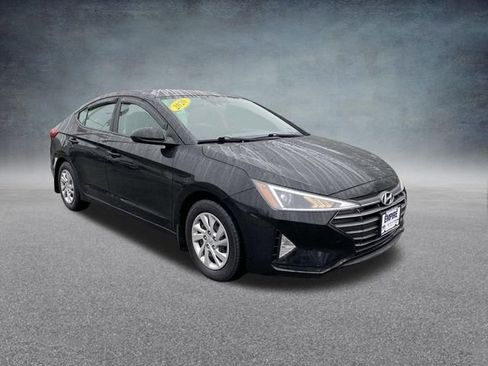 Used 2020 Hyundai Elantra SE w/ Cargo Package (C1) image 4