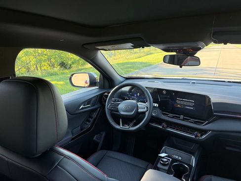 New 2026 Chevrolet Equinox RS AWD/4WD image 21