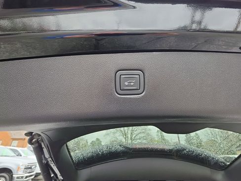 Certified 2023 Chevrolet Blazer Premier w/ Driver Confidence II Package image 36