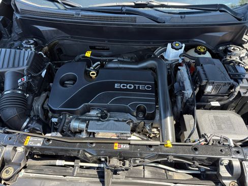 Used 2020 Chevrolet Equinox LT AWD/4WD image 20