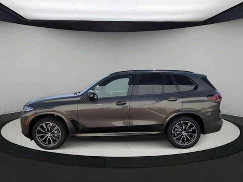 New 2026 BMW X5 xDrive40i w/ M Sport Package image 5