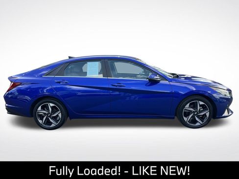 Used 2023 Hyundai Elantra Limited FWD image 12