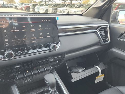 New 2026 GMC Canyon Elevation w/ Convenience Package image 36