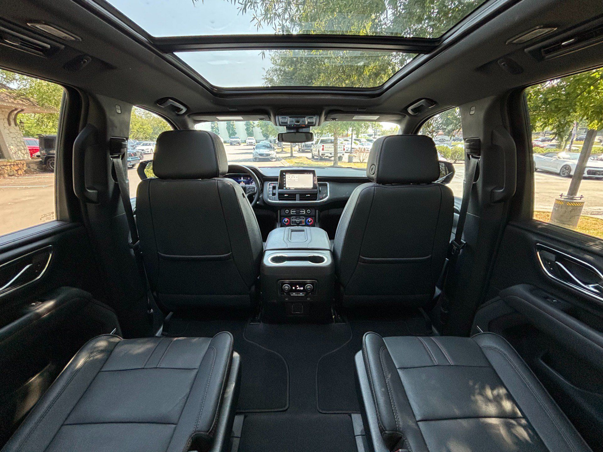 Used 2023 Chevrolet Suburban RST w/ Sport Performance Package AWD/4WD image 49
