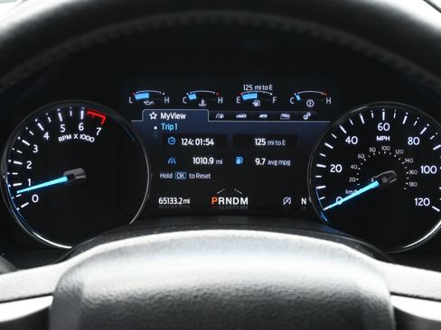 Used 2020 Ford Expedition XLT w/ Equipment Group 202A AWD/4WD image 12