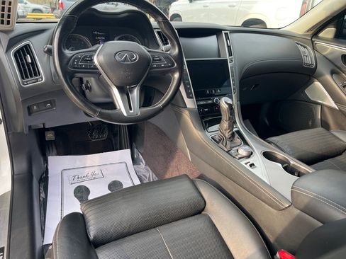 Used 2018 INFINITI Q50 Sport w/ Sensory Package (Sport) AWD/4WD image 27