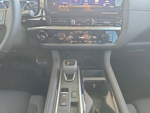 New 2026 Nissan Pathfinder SV image 3