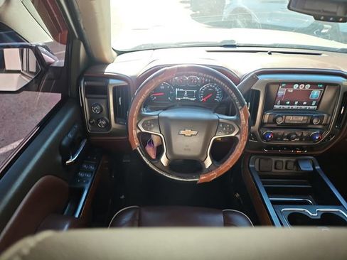 Used 2014 Chevrolet Silverado 1500 High Country AWD/4WD image 8