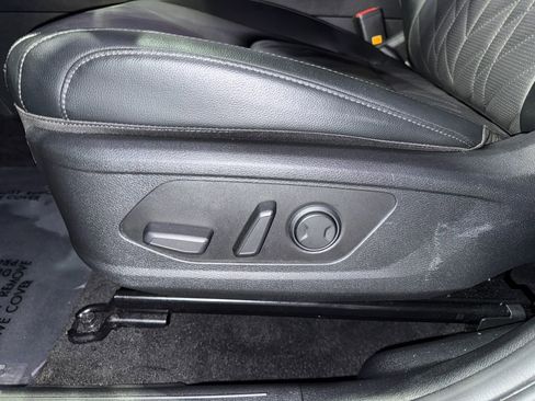 Used 2025 Kia Sportage X-Line image 17