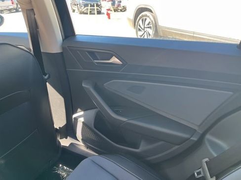 New 2026 Volkswagen Jetta SE image 13