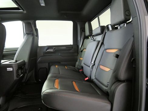 New 2026 GMC Sierra 2500 AT4 w/ AT4 Premium Plus Package AWD/4WD image 14
