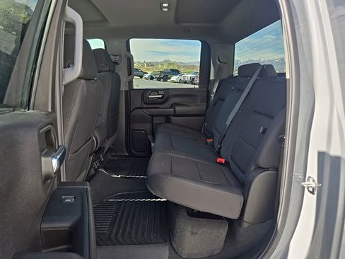 Used 2024 Chevrolet Silverado 2500 Custom w/ Custom Value Package image 40