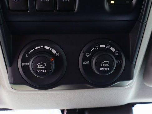 Used 2022 Toyota 4Runner TRD Off-Road Premium AWD/4WD image 30