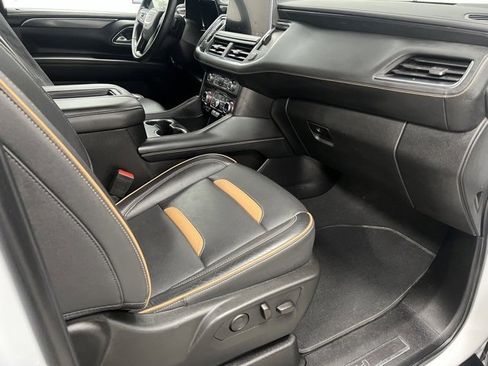 Used 2024 GMC Yukon XL AT4 image 55