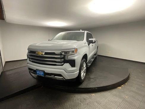 New 2026 Chevrolet Silverado 1500 High Country image 3