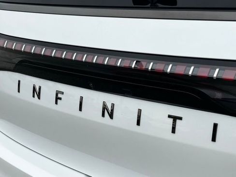 New 2026 INFINITI QX80 Autograph AWD/4WD image 36