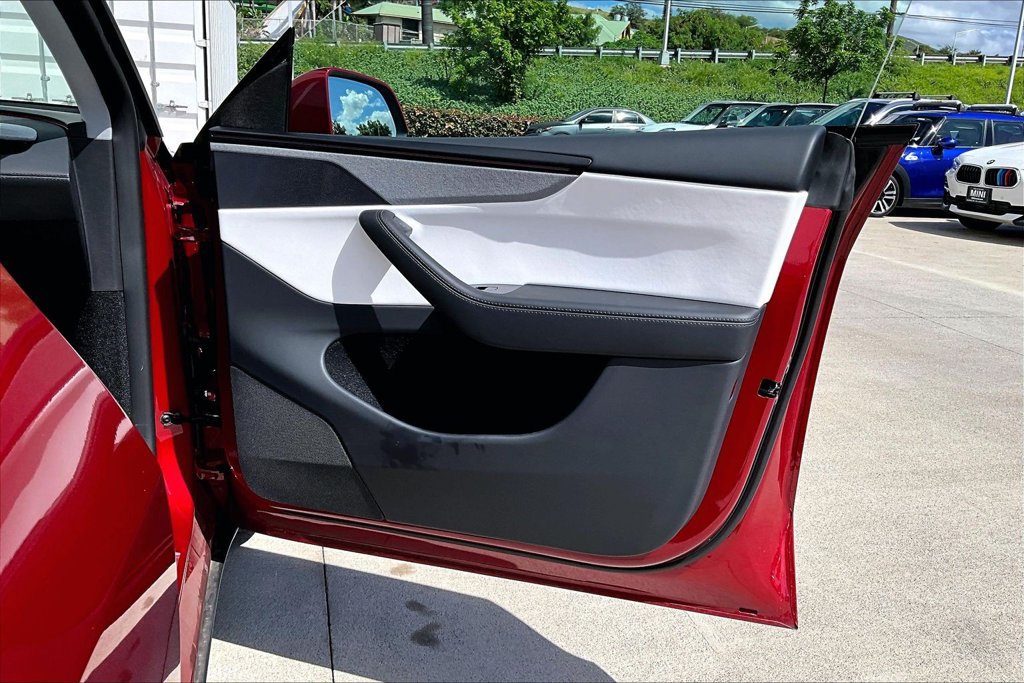 Used 2026 Tesla Model Y Long Range AWD/4WD image 23