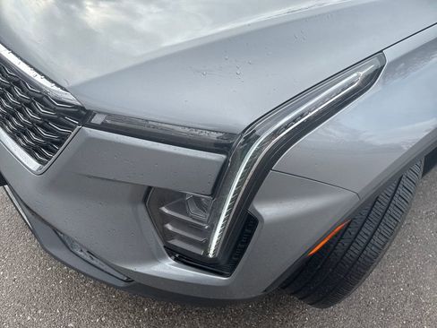 Used 2024 Cadillac XT4 Premium Luxury image 34
