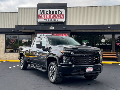 Used 2022 Chevrolet Silverado 2500 Custom w/ Gooseneck/5TH Wheel Package AWD/4WD image 2