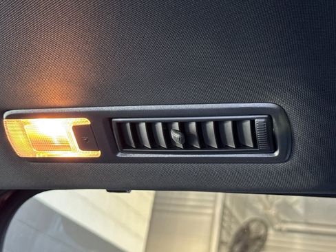 Certified 2025 Toyota Sienna XSE image 17