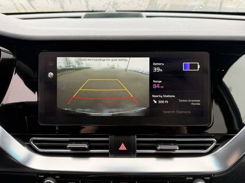 Used 2022 Kia Niro EX w/ Cold Weather Package image 25