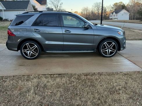 Used 2017 Mercedes-Benz GLE 43 AMG 4MATIC image 26