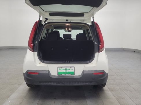 Used 2020 Kia Soul LX FWD image 29