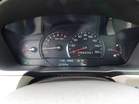 Used 2008 Cadillac DTS FWD image 22
