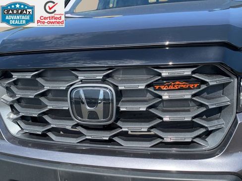 Used 2025 Honda Ridgeline TrailSport image 9