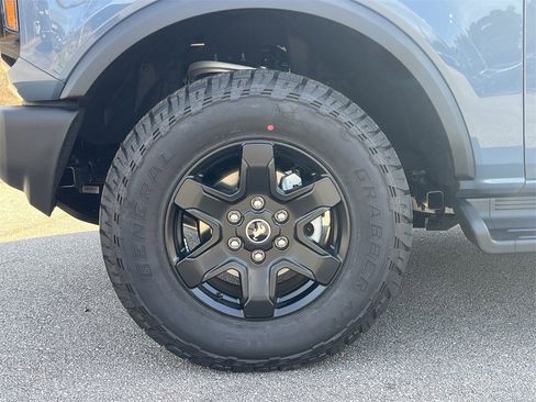 New 2025 Ford Bronco Outer Banks image 28