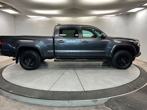 Used 2022 Toyota Tacoma SR5 image 6
