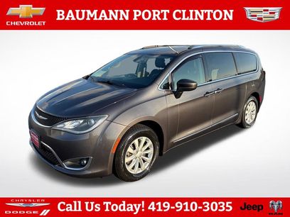 Used 2018 Chrysler Pacifica Touring-L