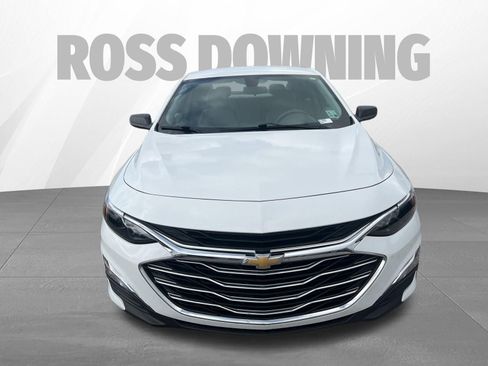 Used 2022 Chevrolet Malibu LS image 2