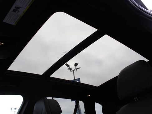 Used 2023 BMW X5 M50i w/ Climate Comfort Package image 28