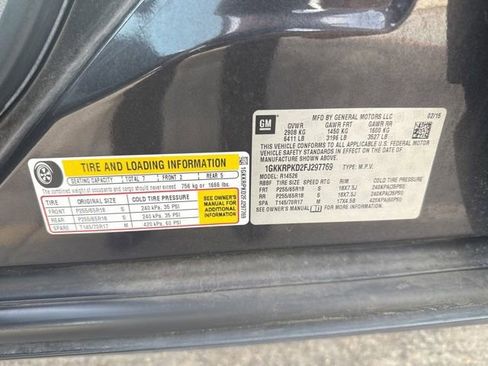 Used 2015 GMC Acadia SLE image 27