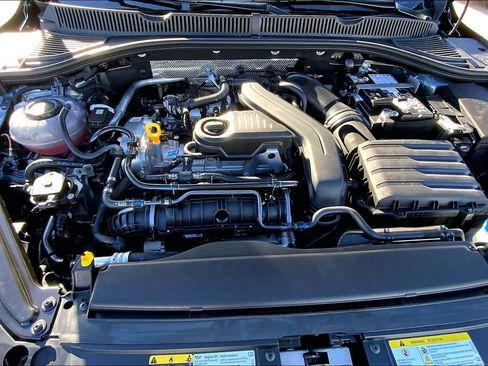 Used 2026 Volkswagen Jetta SE FWD image 12