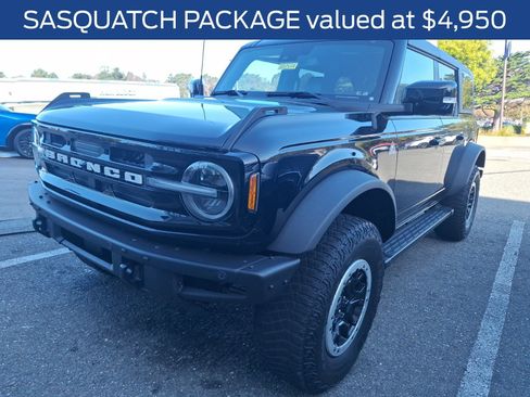 Used 2023 Ford Bronco Outer Banks w/ Sasquatch Package AWD/4WD image 4