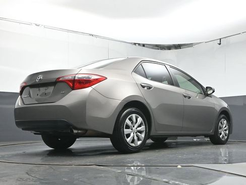 Used 2016 Toyota Corolla L image 34