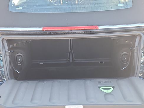 Used 2011 MINI Cooper Hardtop image 11