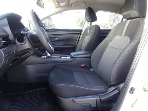 Used 2025 Nissan Sentra SV w/ Trunk Package FWD image 7