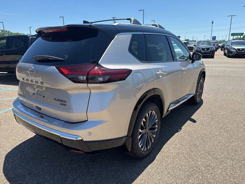 New 2026 Nissan Rogue Platinum w/ Platinum Premium Package AWD/4WD image 7