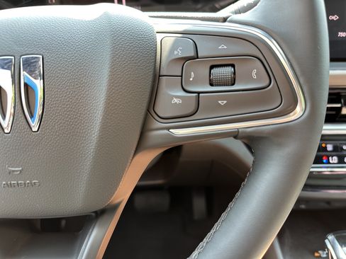 Used 2024 Buick Envista Sport Touring FWD image 20