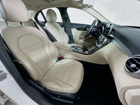 Used 2018 Mercedes-Benz C 300 Sedan image 31